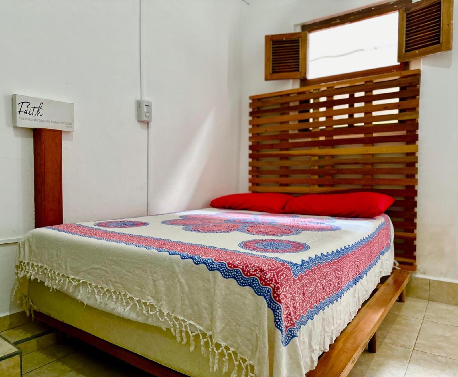 Casa Yoly Hostel Granada Ngoại thất bức ảnh