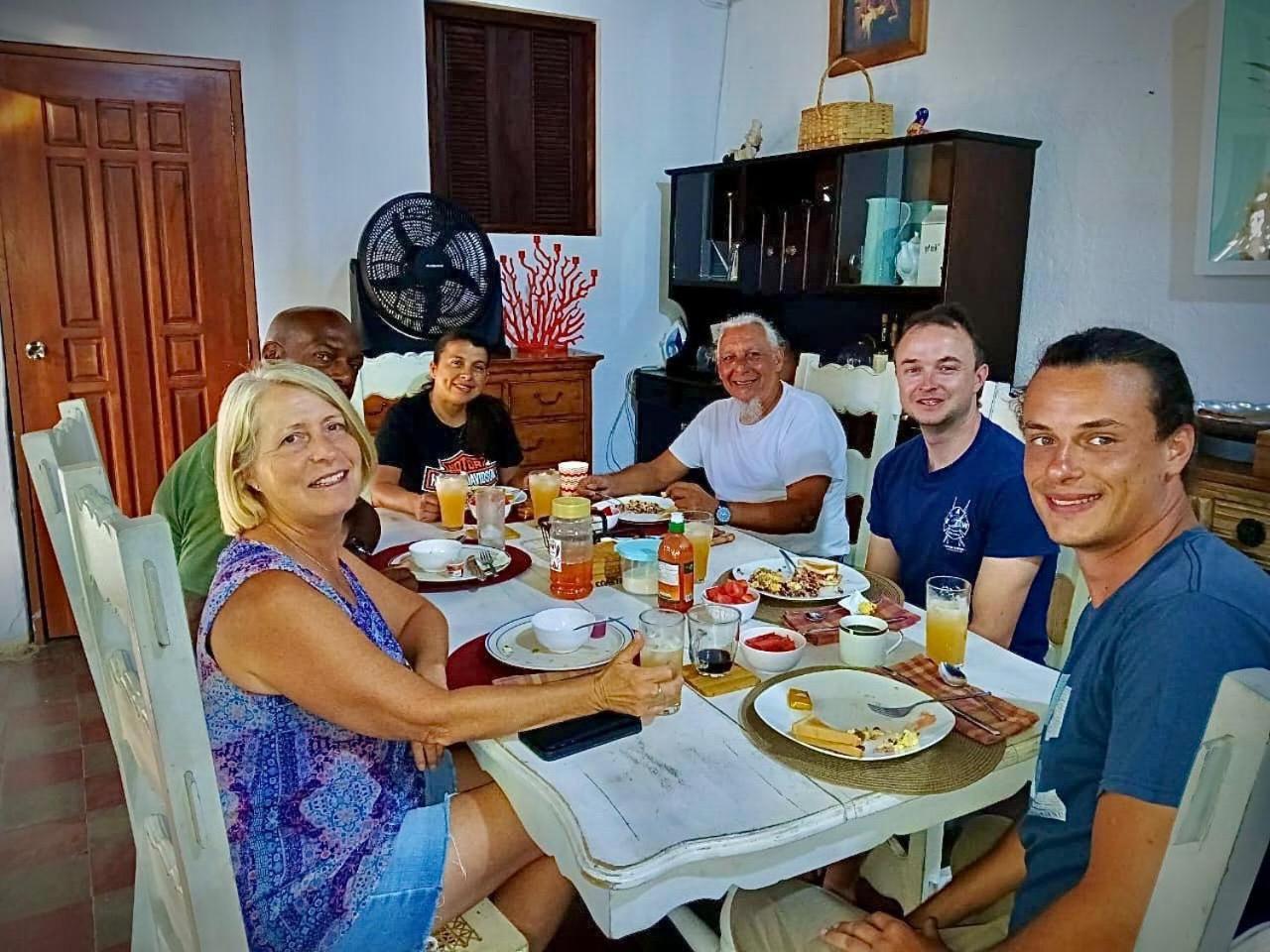 Casa Yoly Hostel Granada Ngoại thất bức ảnh